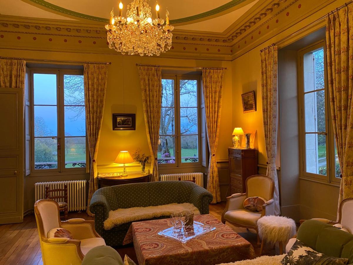 B&B Chateau De Preuil Vallenay Экстерьер фото